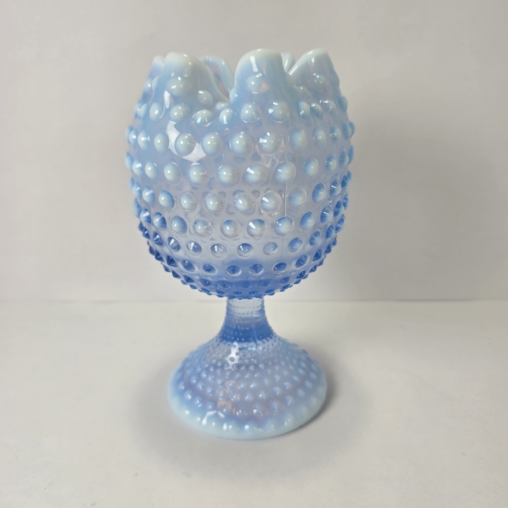 VINTAGE Duncan Miller Blue Opalescent Ruffled Hobnail Footed Vase Beautiful